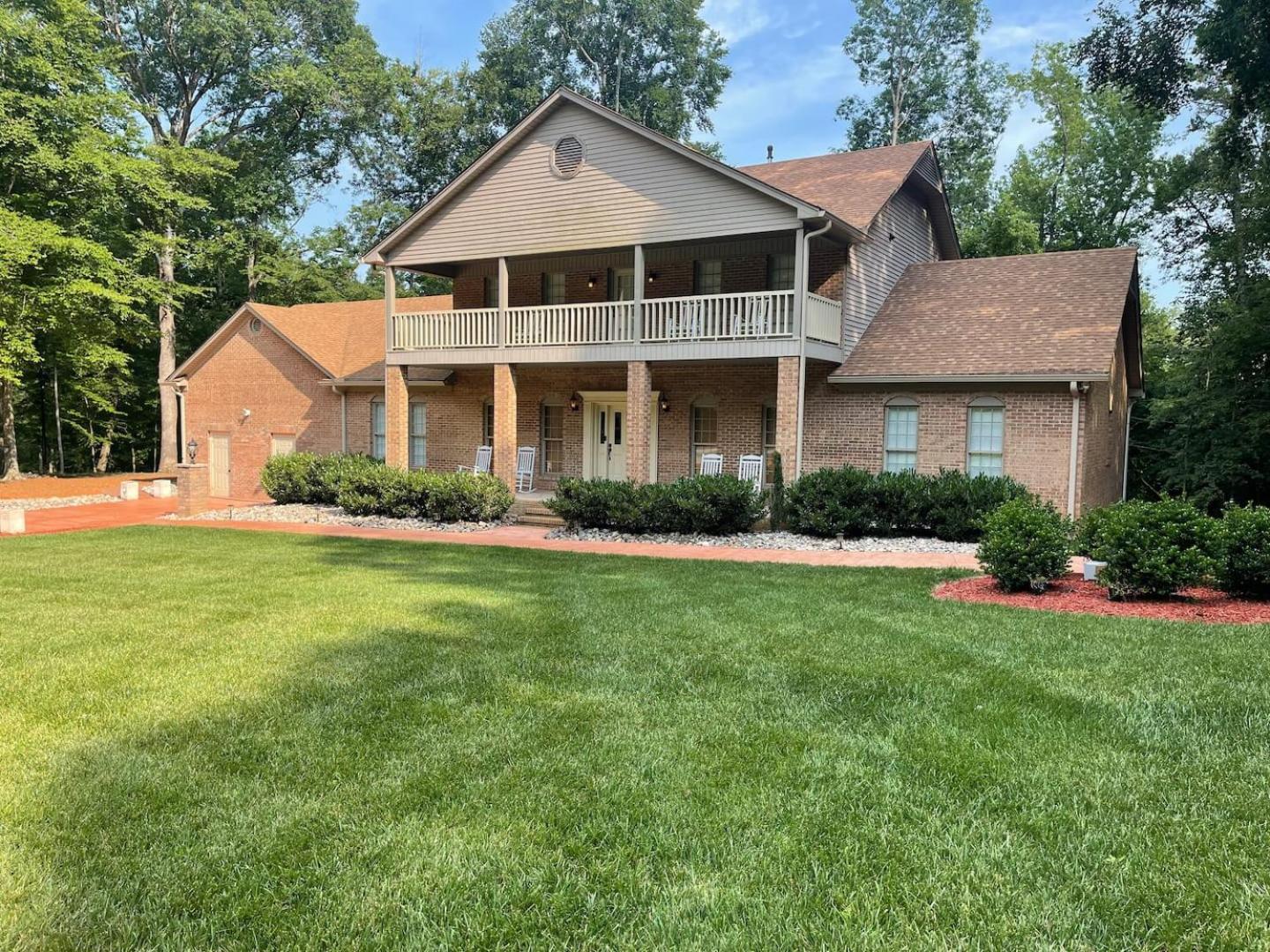 Whisper Chateau Weddings Reunions Groups 75 Plus Greensboro Exterior foto